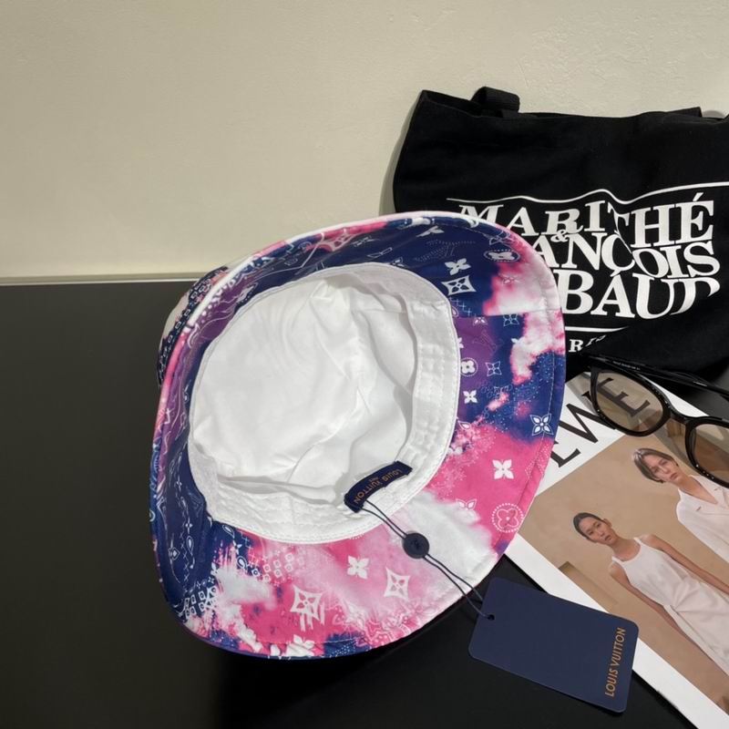 LV hat (35)